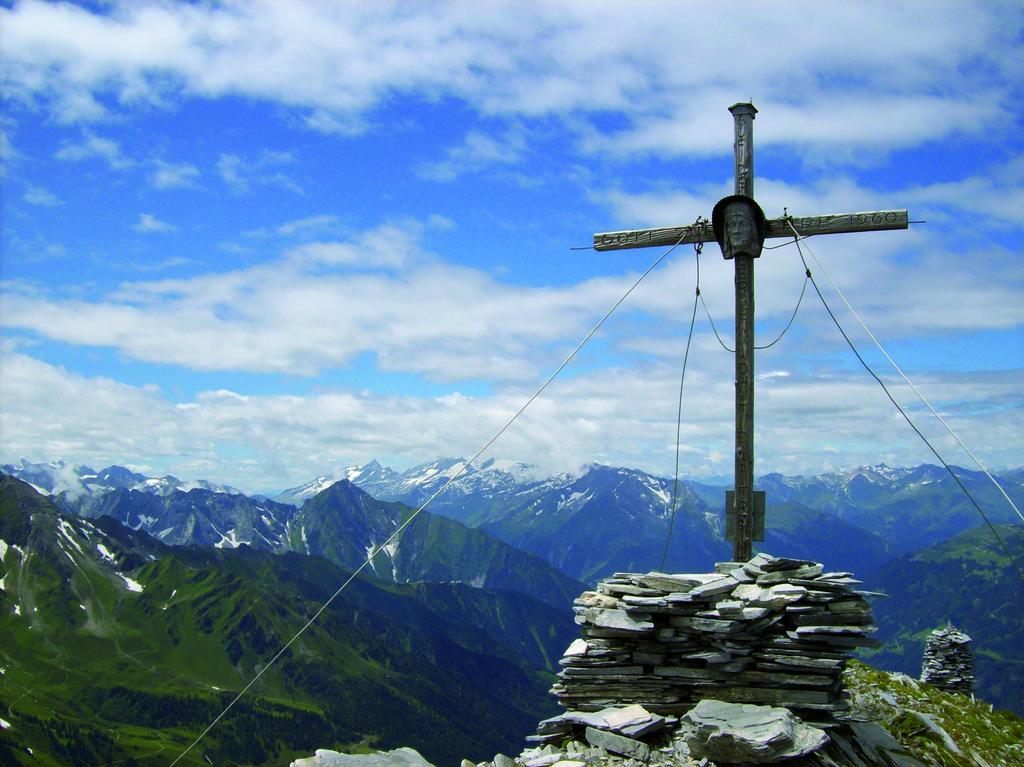 Gaestehaus Vier Jahreszeiten Mayrhofen Buitenkant foto