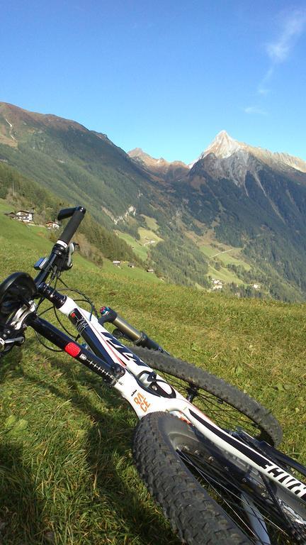Gaestehaus Vier Jahreszeiten Mayrhofen Buitenkant foto